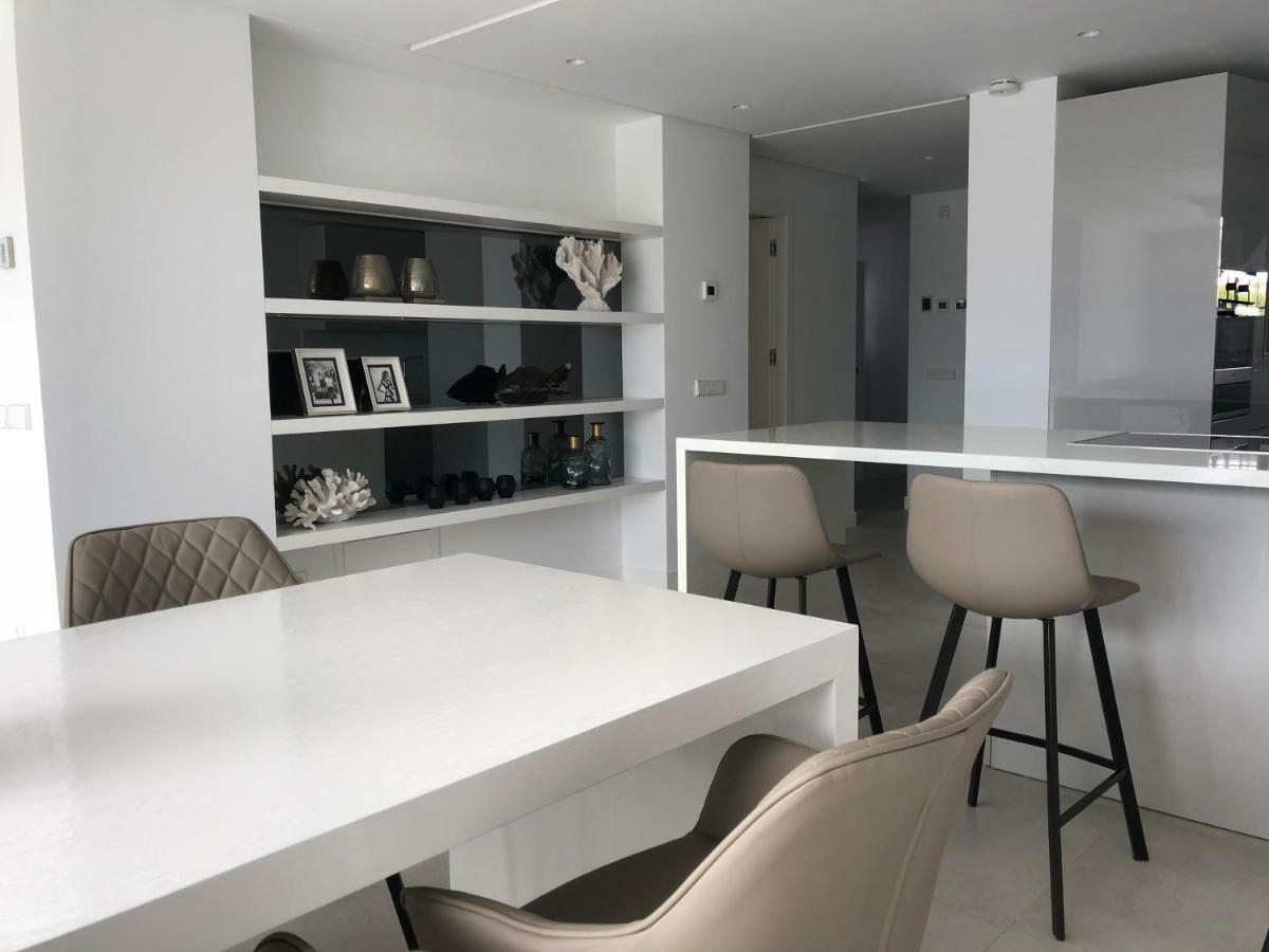 Modern Apartment Puente Romano Marbella Exterior photo